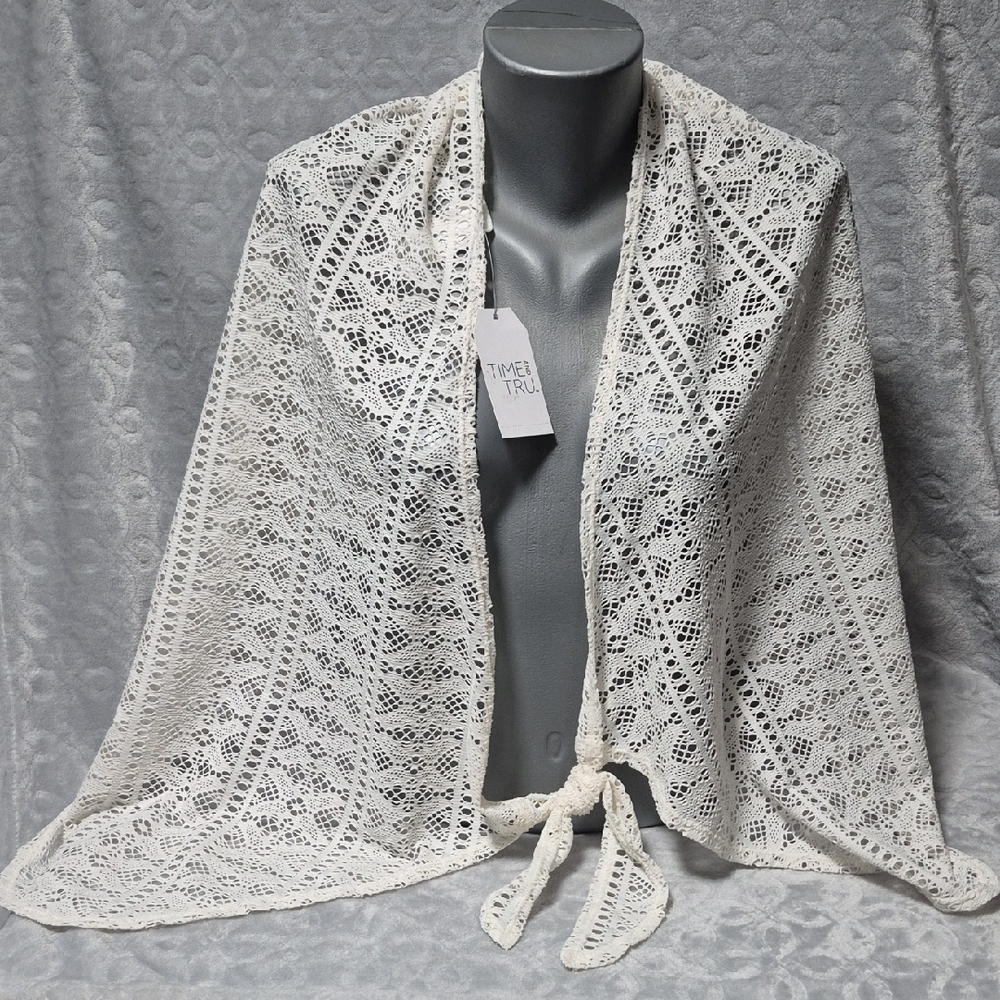 Time and Tru Ivory Lace Swimsuit Cover Up Shawl Size 1X/2X